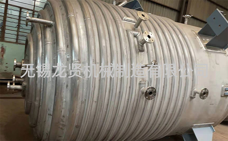 找筒體半圓管踩過(guò)坑？我選龍賢，一次就對(duì)了